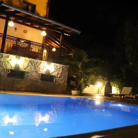 Dantella Villa
