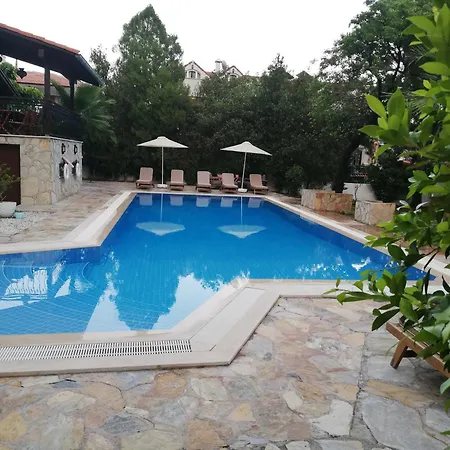 Dantella Villa *