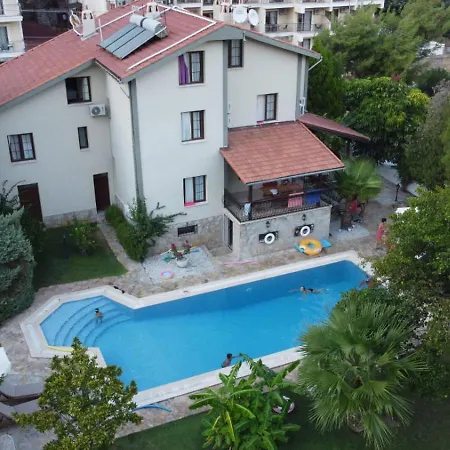 Dantella Villa *